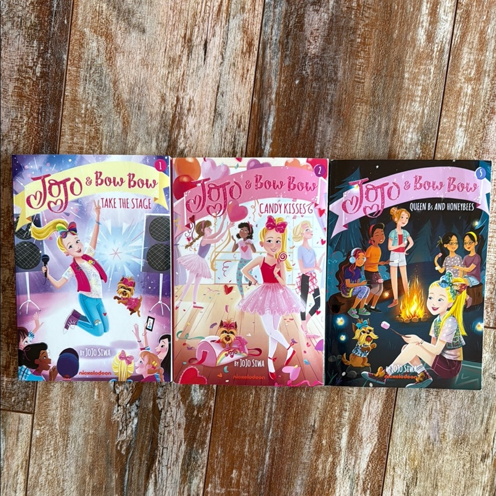 JoJo Siwa & BowBow Adventure Book Trio